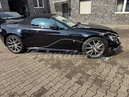 Aston Martin V8 Vantage Roadster 4.7l S Sportshift — Aufnahme 18 von 24