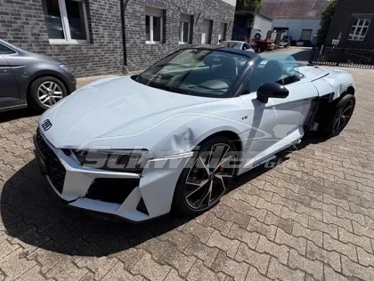Audi R8 Spyder 5.2 FSI V10 Quattro — Aufnahme 6 von 25