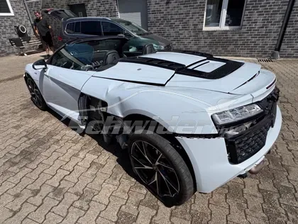 Audi R8 Spyder 5.2 FSI V10 Quattro — Aufnahme 8 von 25
