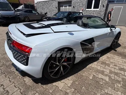 Audi R8 Spyder 5.2 FSI V10 Quattro — Aufnahme 11 von 25