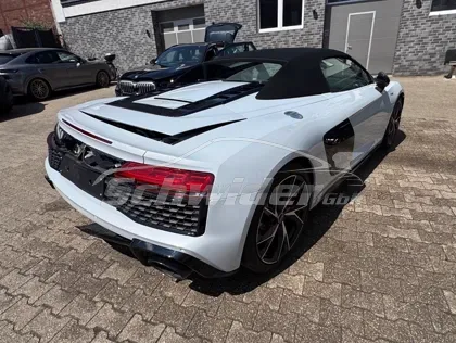 Audi R8 Spyder 5.2 FSI V10 Quattro — Aufnahme 23 von 25