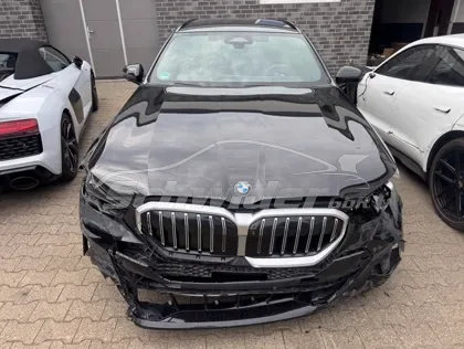 BMW 540 d xDrive Touring M Sport Head-Up Harman — Aufnahme 6 von 25