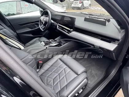 BMW 540 d xDrive Touring M Sport Head-Up Harman — Aufnahme 11 von 25