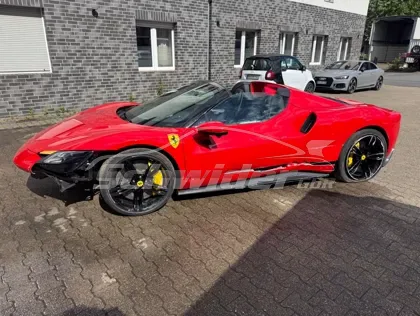 Ferrari 296 GTS — Aufnahme 1 von 20