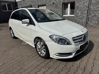 Mercedes-Benz B 180 — Aufnahme 1 von 24
