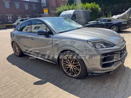 Porsche Cayenne Coupé E-Hybrid Black Edition Sport Design — Aufnahme 2 von 25