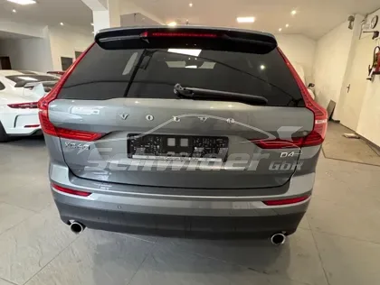 Volvo XC60 Momentum Pro 2WD — Aufnahme 3 von 25
