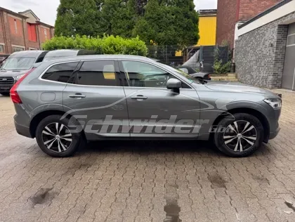 Volvo XC60 Momentum Pro 2WD — Aufnahme 14 von 25